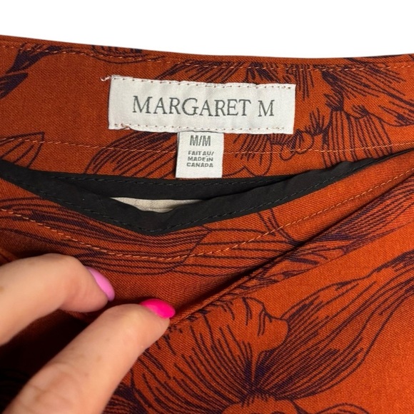 Margaret M Casual A Line Stretch Floral Skirt Size M Rust Orange - Picture 3 of 9